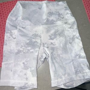 gray tie die biker shorts